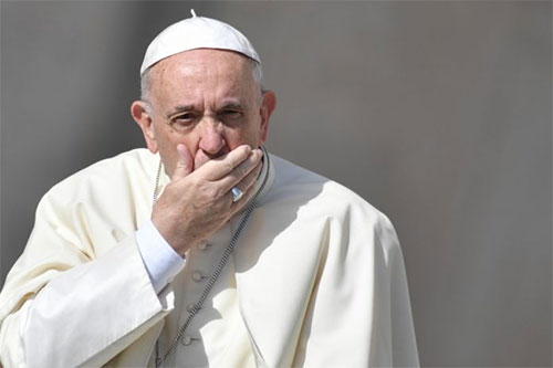 El Papa condena las “atrocidades” de sacerdotes en Pensilvania